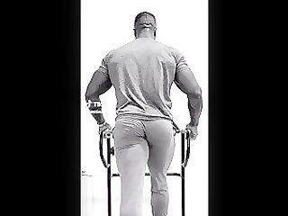 Black Musclebutt