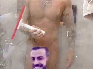 CUTE HUNK TEASING IN THE SHOWER - ThisVid.com