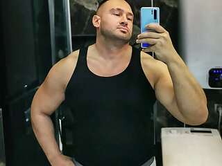 226 Serbian daddy Vladimir Ivanović   vladimir_35 onlyfans leaked