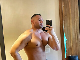 137 Serbian daddy Vladimir vladimir_35 onlyfans leaked