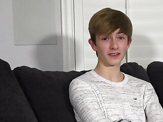 Aaron Roberts Solo Session