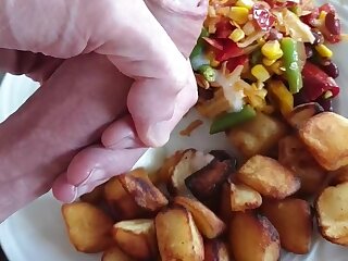 Cum in my food, cum in my dinner