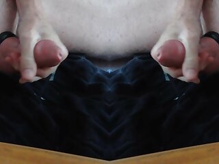 Cumshot doubled while camming.