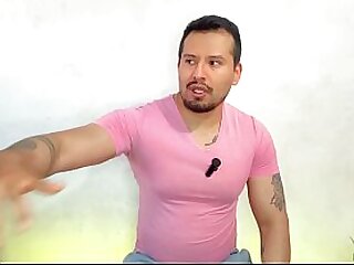 Militar argentino es pre&ntilde;ado por un hetero curioso dotado&excl; Lo hizo gemir de placer y lo dejo batido de semen&period; Relatos sexual