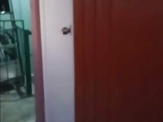 Novinho pentelhudo pauzudo pego no flagra batendo punheta e gozando
