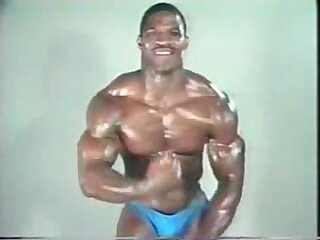 APV Spotlight #1 Teen Bodybuilding Muscle (Part #17 of 17)